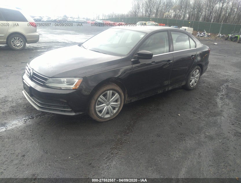 3VW2B7AJ9HM213165