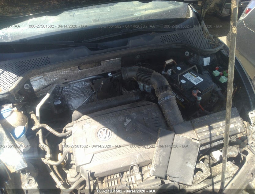 3VW517AT2FM813511