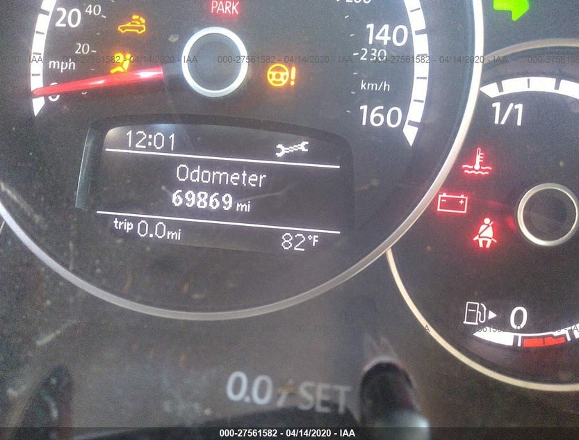 3VW517AT2FM813511