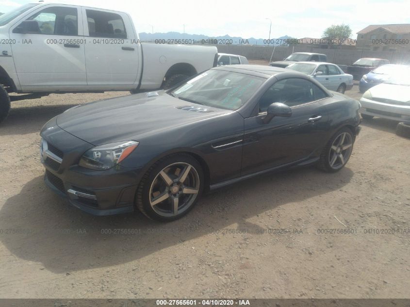 VIN WDDPK4HA9FF113566 2015 Mercedes-Benz SLK-Class,... no.2