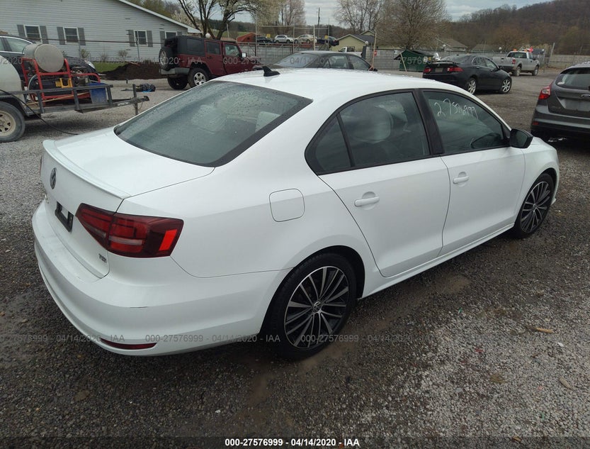 3VWD17AJ8HM305363