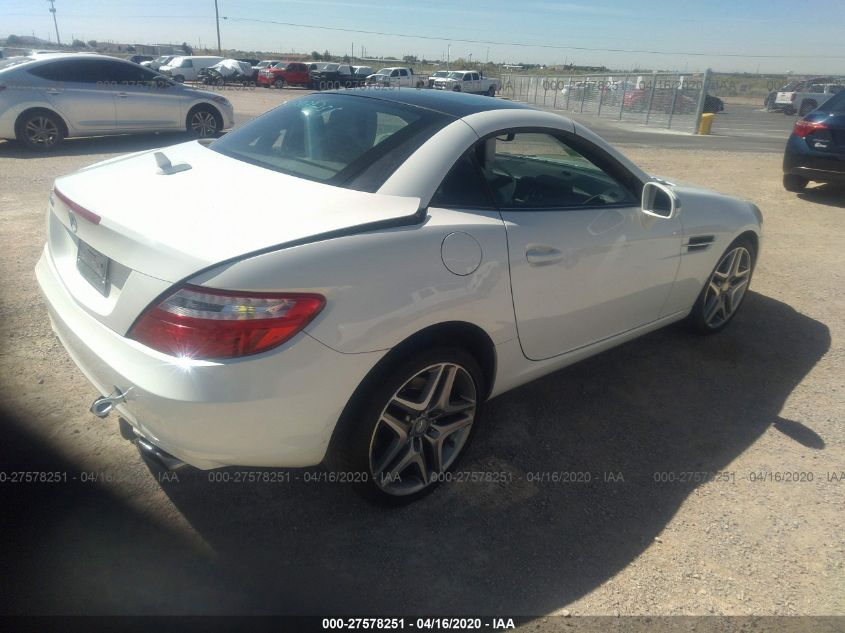 VIN WDDPK4HA8DF051879 2013 Mercedes-Benz SLK-Class,... no.4