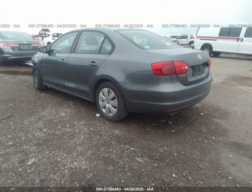 3VWDX7AJ7CM124777