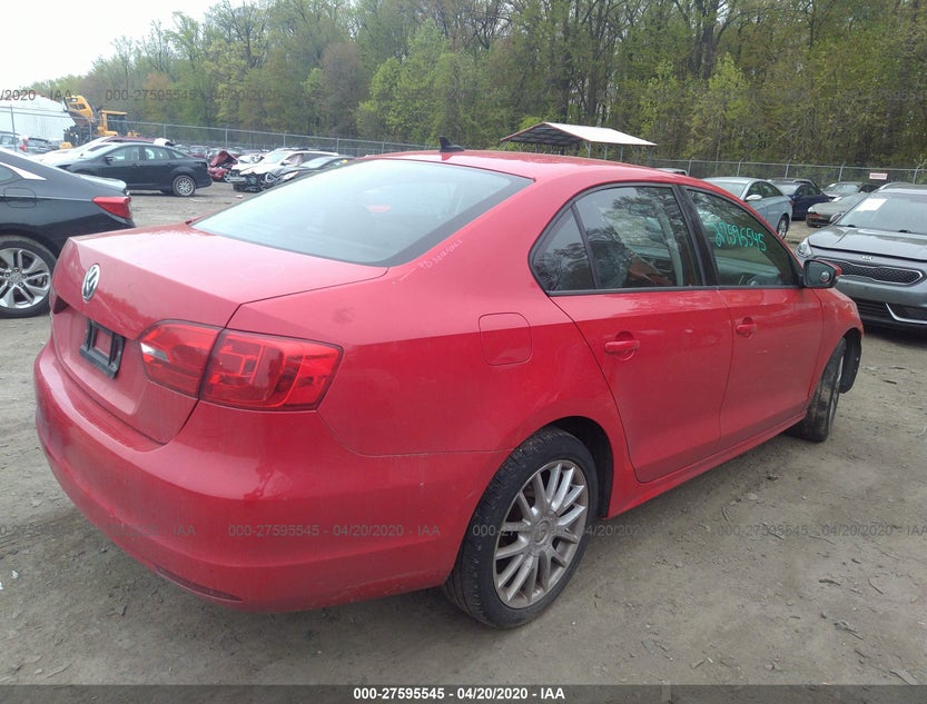 3VWD17AJ8EM307075