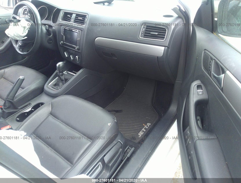 3VWD67AJ4GM370615