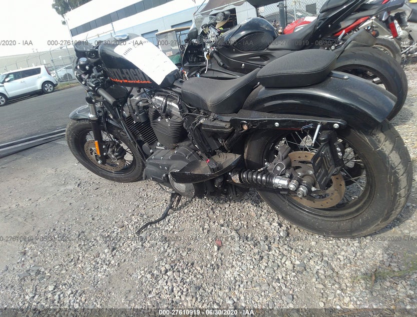 1HD1LC330EC447273