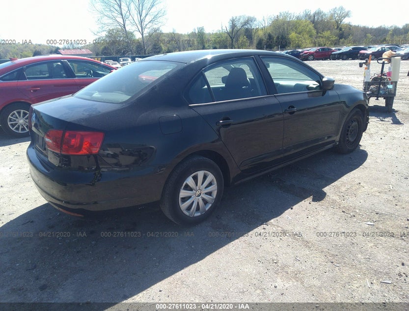 3VW2K7AJ2CM321622