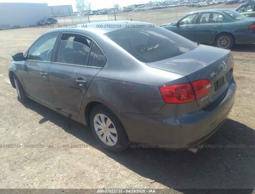 3VW2K7AJ2CM303492
