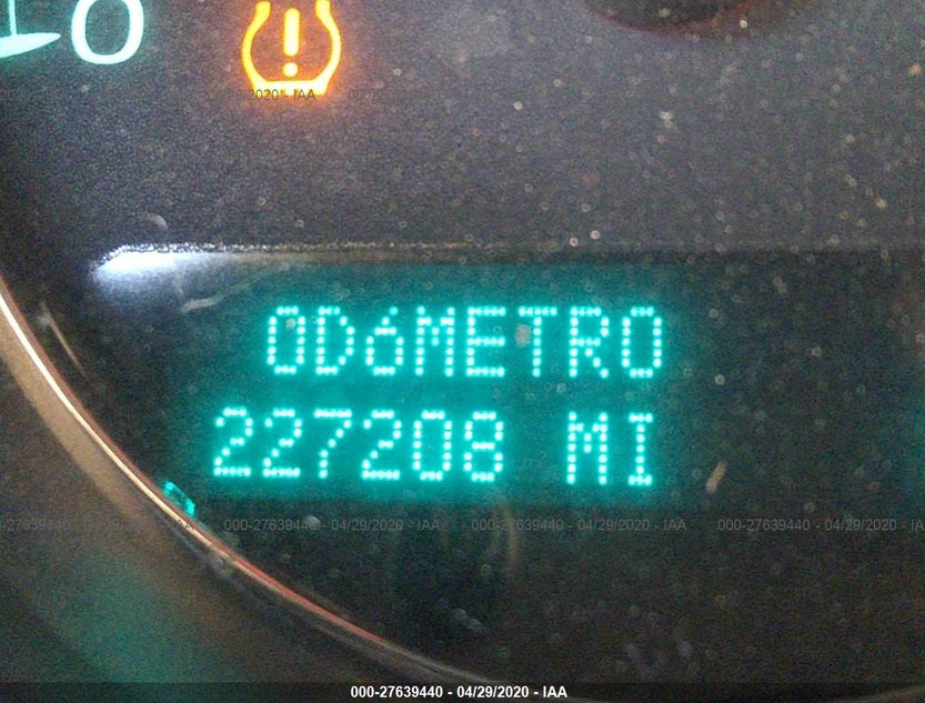 1GNUCAE09AR115692
