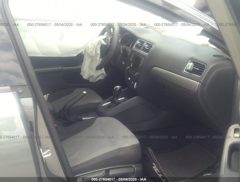 3VW2B7AJ2JM222618