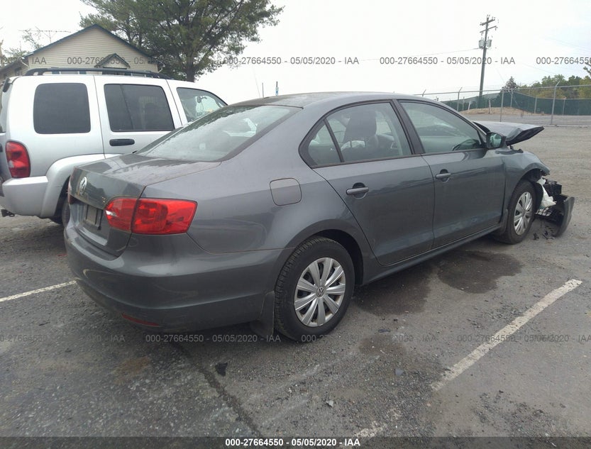 3VW2K7AJ4DM384089