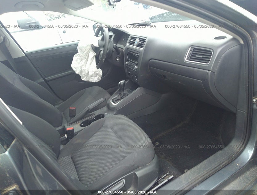 3VW2K7AJ4DM384089