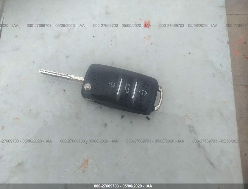 3VWLA7AJ4FM340443
