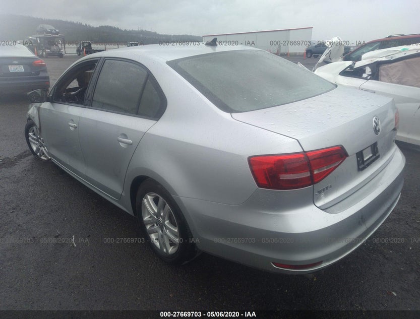 3VWLA7AJ4FM340443
