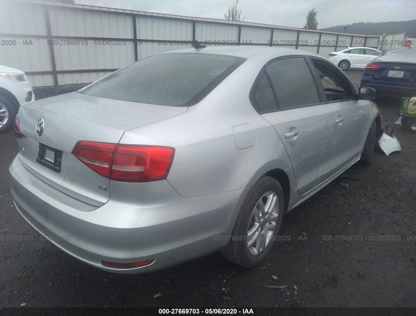 3VWLA7AJ4FM340443