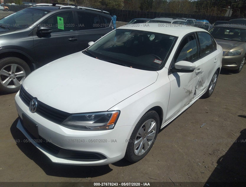 3VWD17AJ5EM220945