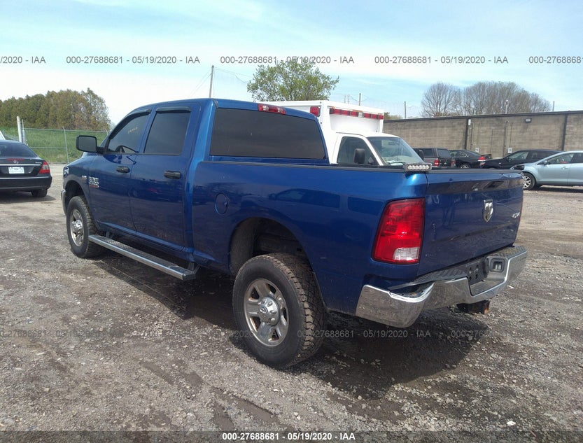 3C6UR5CJ2HG695086