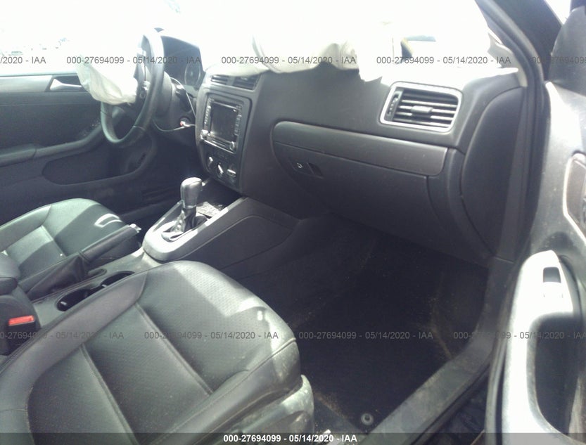 3VWLL7AJXDM446368