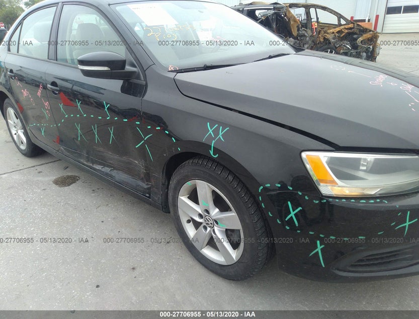 3VWLL7AJ0BM131575