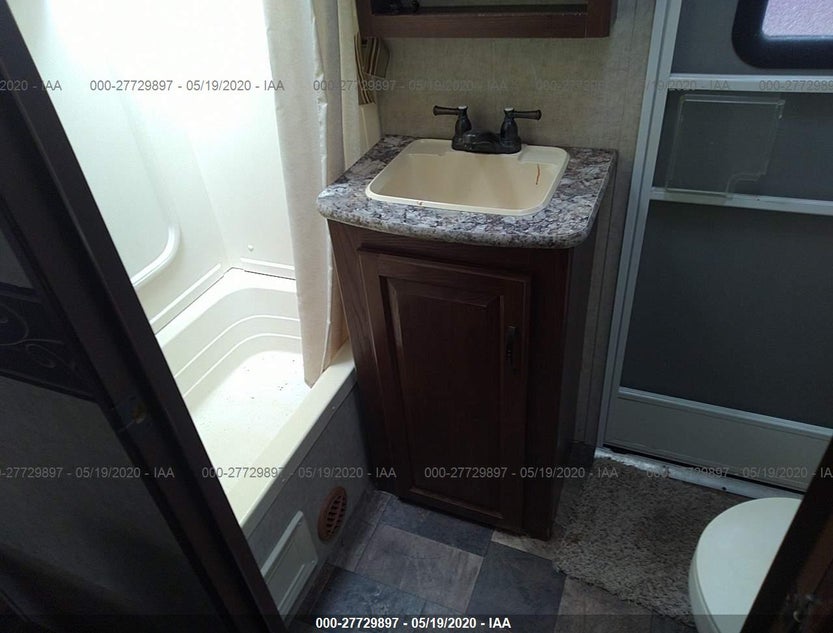 4YDT31227EB450777