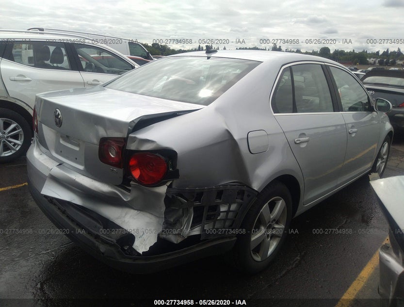 3VWRZ71K28M024652