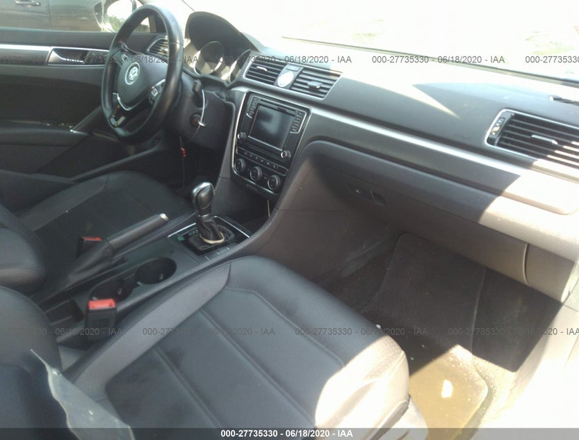 1VWDT7A30HC014658