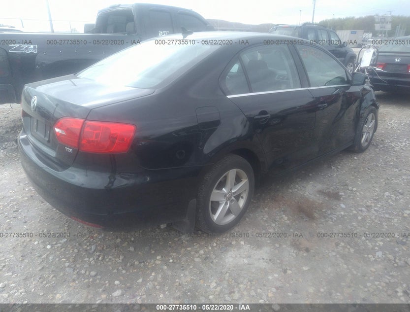 3VW3L7AJ6CM413494