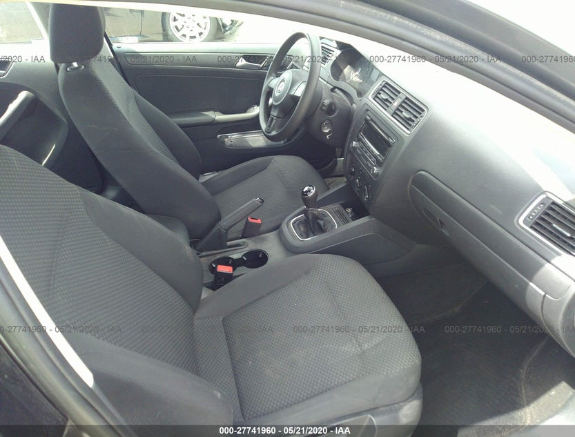 3VW1K7AJ8EM333188