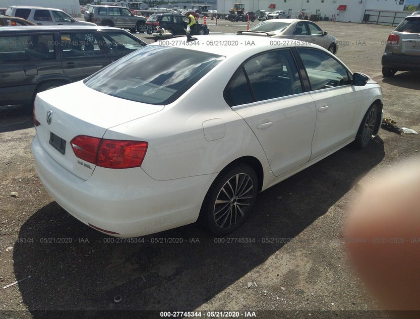 3VWLP7AJ6CM451098
