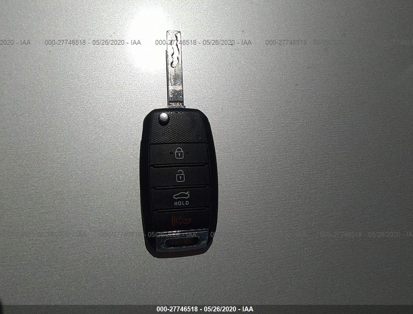 5XXGT4L38HG147082
