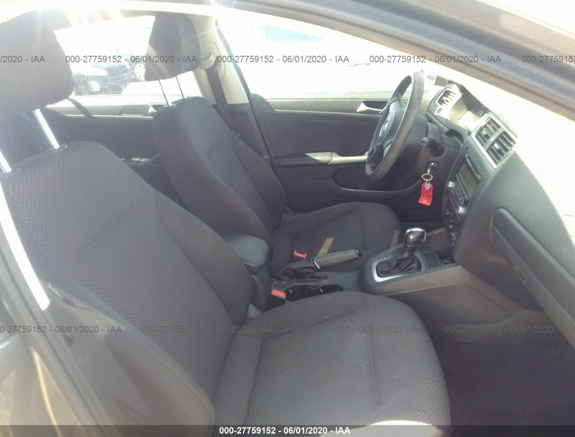 3VW2K7AJ4DM290701