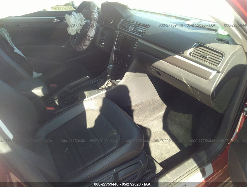 1VWDT7A36HC043095