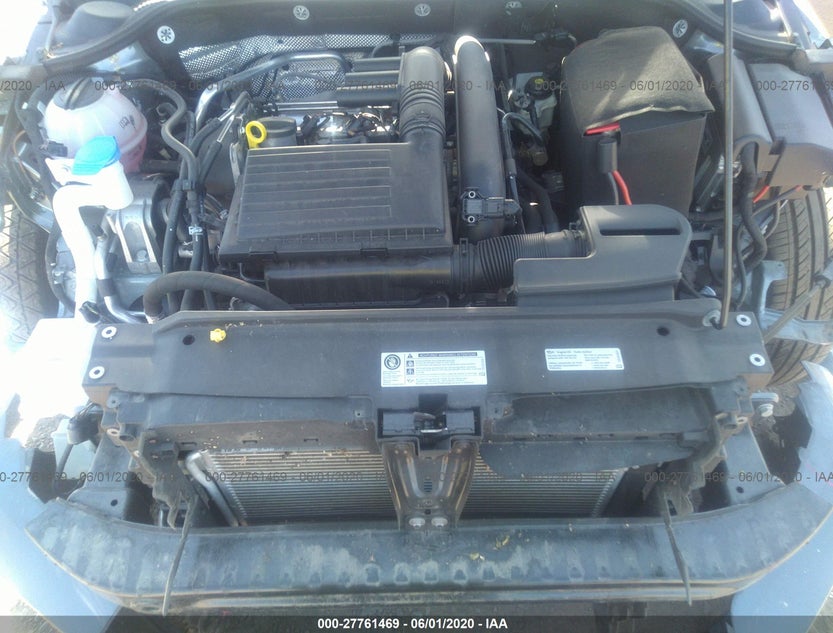 3VW2B7AJ7HM272523