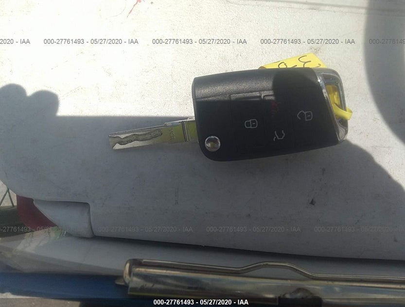 3VW217AU2HM064076