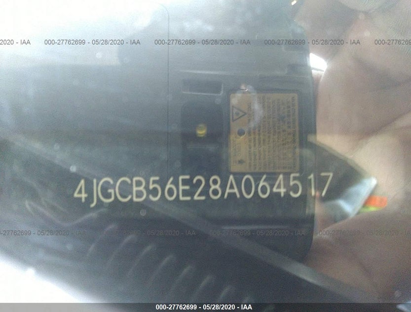4JGCB56E28A064517