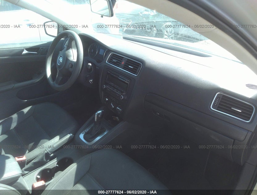 3VWDP7AJXCM300186