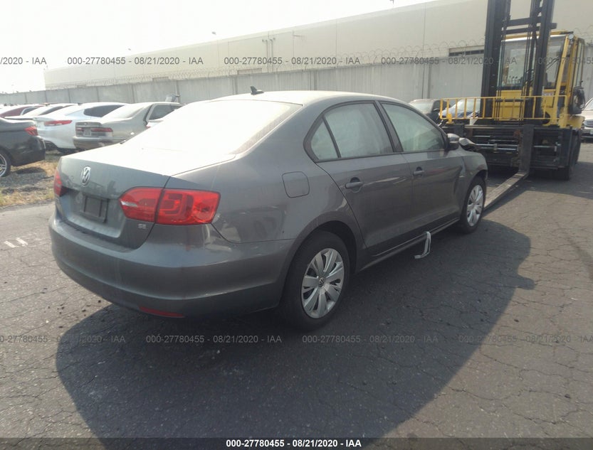 3VWD17AJ1EM218044