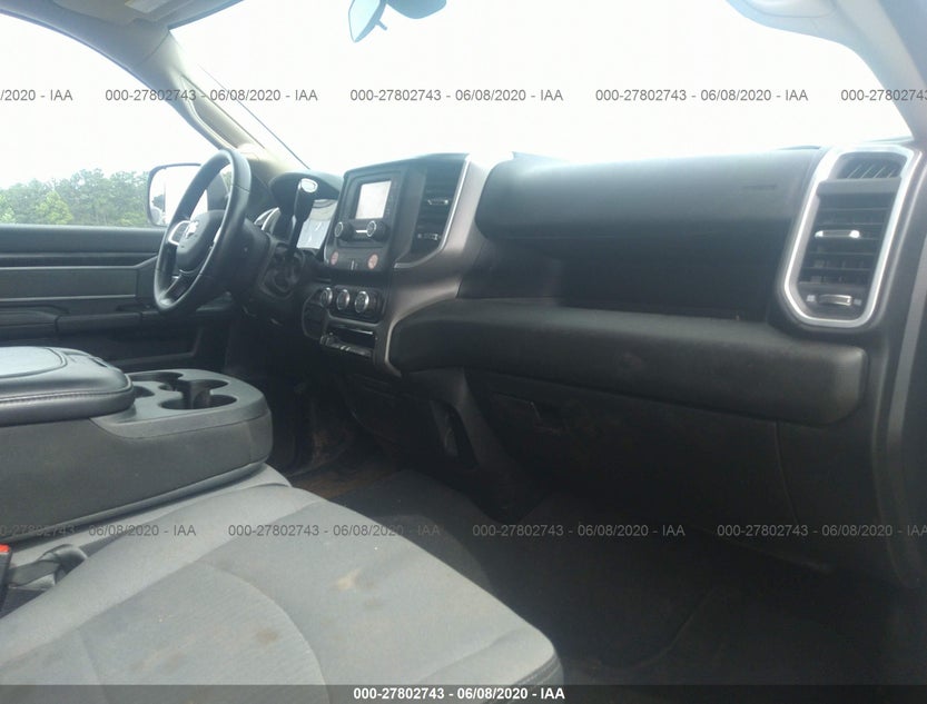 3C6UR5DL9KG610929