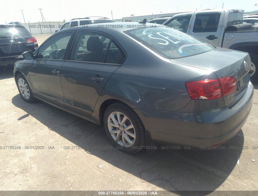 3VWDP7AJXCM303735