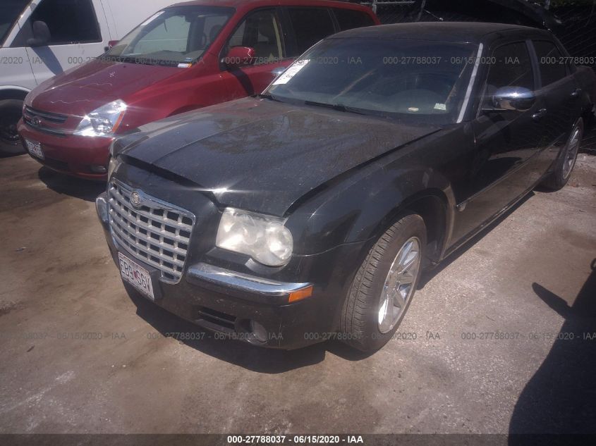 2C3JA63H95H609424 2005 CHRYSLER 300C photo no. 2