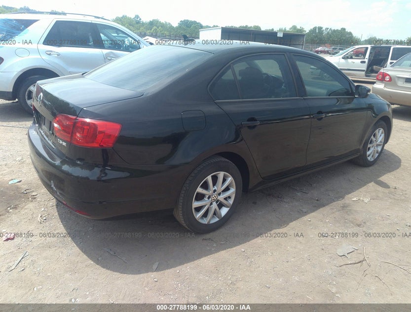 3VWDX7AJ4BM393916