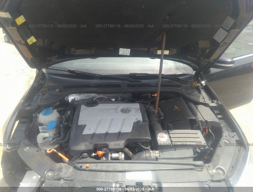 3VWLL7AJ8BM127080