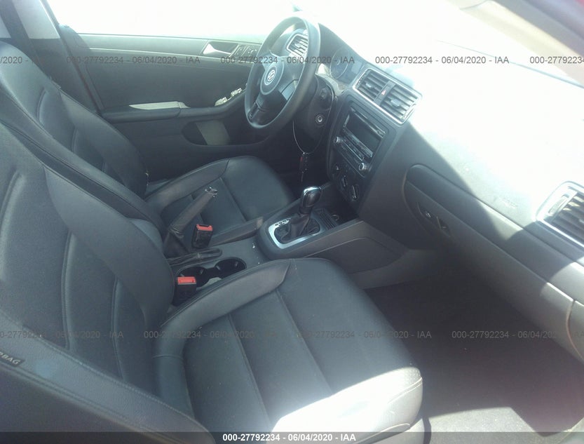 3VWD17AJ1EM239847