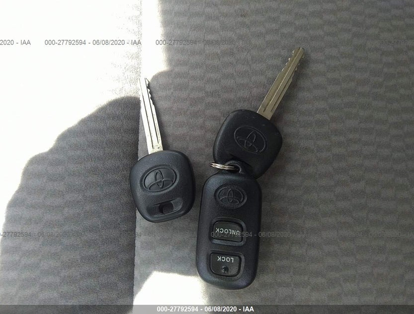 1NXBR32E58Z009852