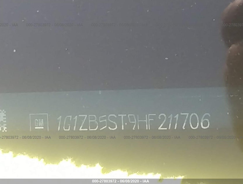 1G1ZB5ST9HF211706