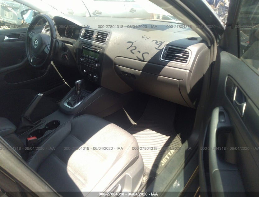 3VWDP7AJ1CM315904
