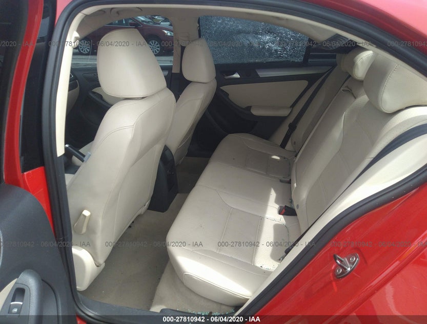 3VW3L7AJ7EM394490