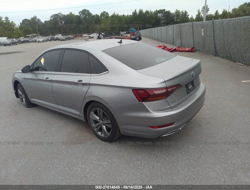 3VWCB7BU9KM186201