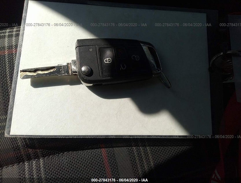 3VW5T7AUXKM001953