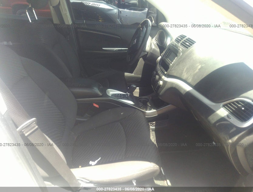 3C4PDCAB1DT572837